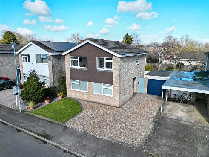 4 Bedroom Detached House For Sale In Willow Way, Hauxton, CB22