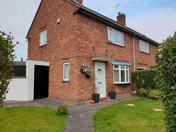 2 Bedroom Semi-Detached House To Rent In Elm Close, Crewe, CW2