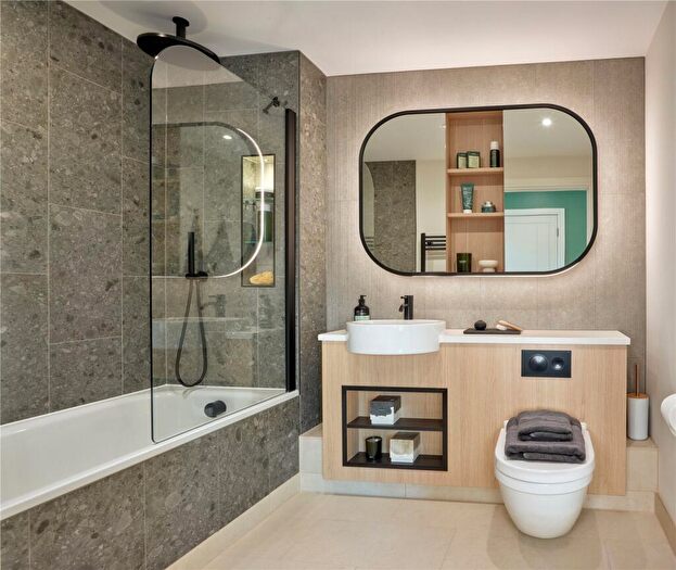 2 Bedroom Flat For Sale In Lindley House, Hendon, NW9