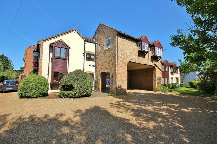 2 Bedroom Flat To Rent In Darwood Court, St. Ives, PE27