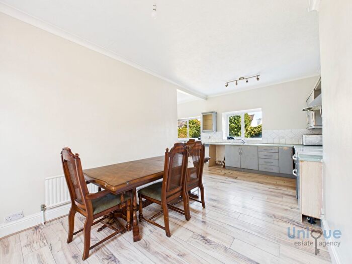4 Bedroom Semi-Detached House For Sale In St. Albans Road, Lytham St. Annes, FY8