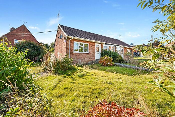 1 Bedroom Semi-Detached Bungalow For Sale In Greensey, Ragged Appleshaw, Andover, SP11