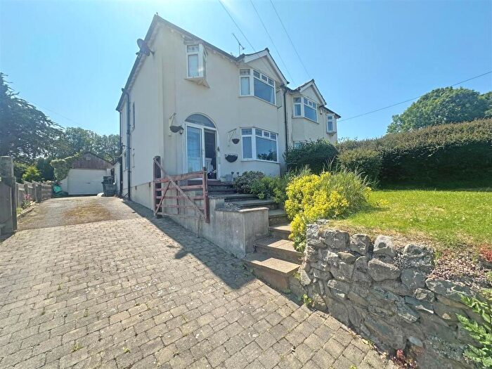3 Bedroom Semi-Detached House For Sale In Minffordd Road, Llanddulas, LL22