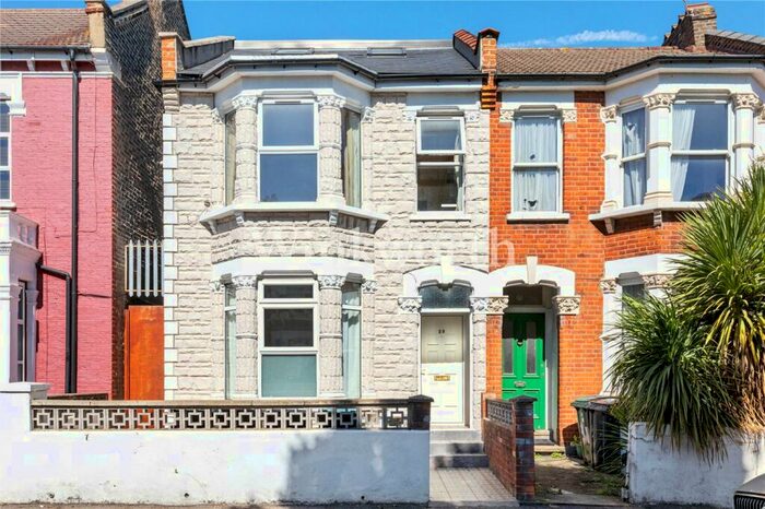 4 Bedroom Apartment To Rent In Falkland Road, London, N8