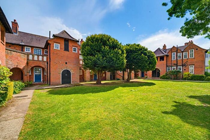 Studio For Sale In Holyoake Walk, W5