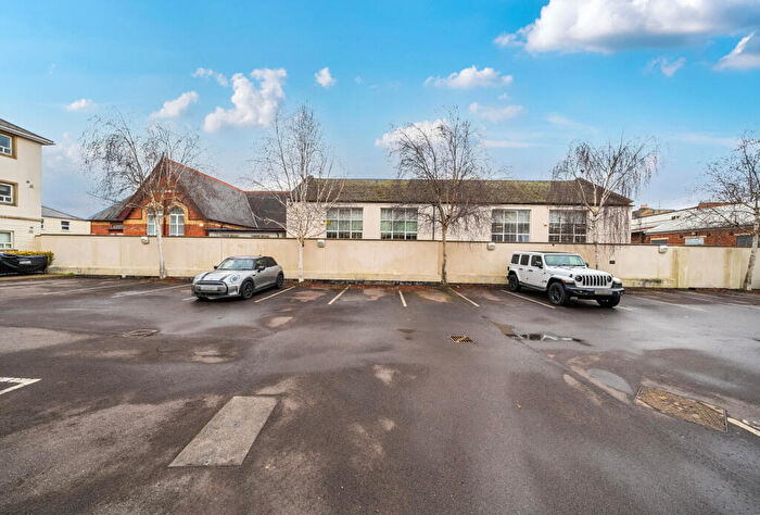2 Bedroom Apartment For Sale In Sherborne Street, Cheltenham, Gloucestershire, GL52