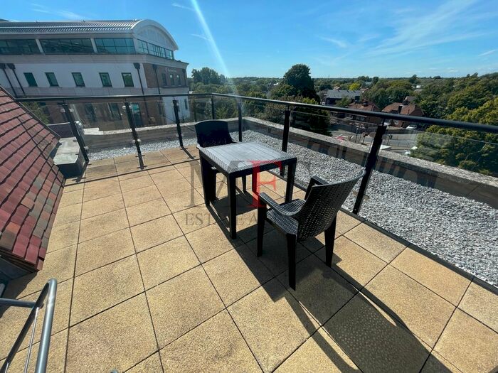 1 Bedroom Flat To Rent In Windsor Street, Uxbridge, UB8