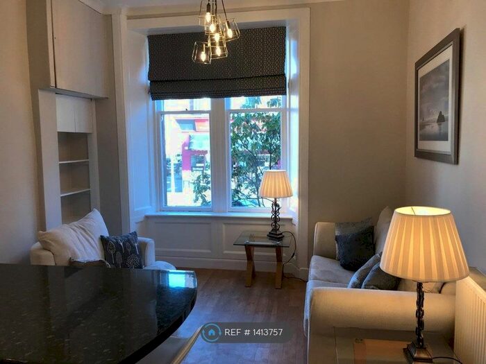 2 Bedroom Flat To Rent In Dudley Drive, Glasgow, G12