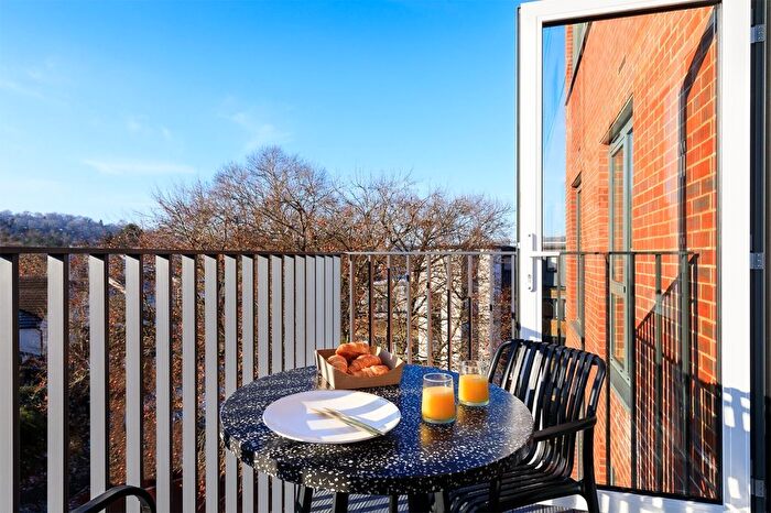 1 Bedroom Flat To Rent In Buckingham House, Desborough Road, HP11