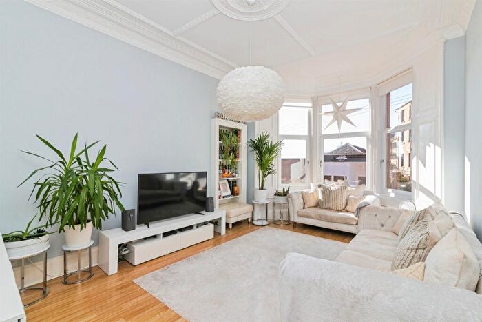 2 Bedroom Flat For Sale In Overdale Street, Glasgow, G42