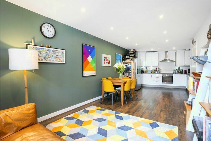 2 Bedroom Flat To Rent In Orsman Road, London, N1