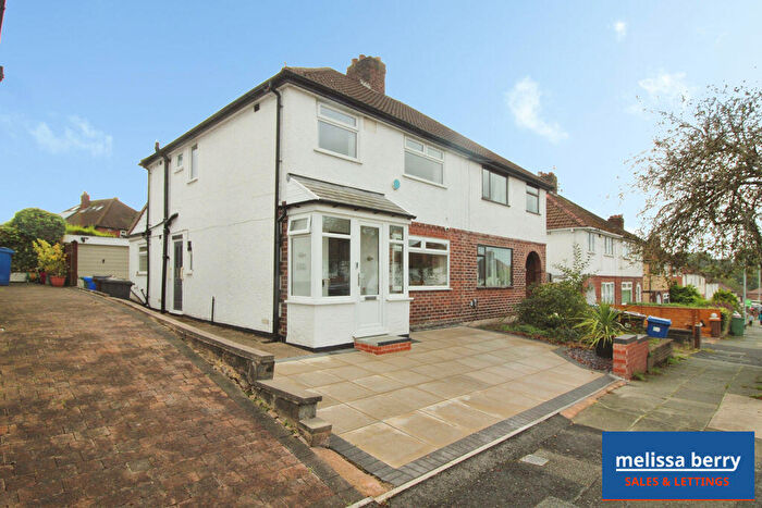 3 Bedroom Semi Detached House For Sale In Sunny Bank Road, Unsworth, Bury, BL9