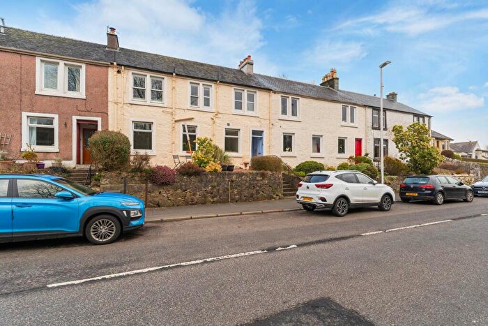 2 Bedroom Apartment To Rent In Easwald Bank, Kilbarchan, PA10