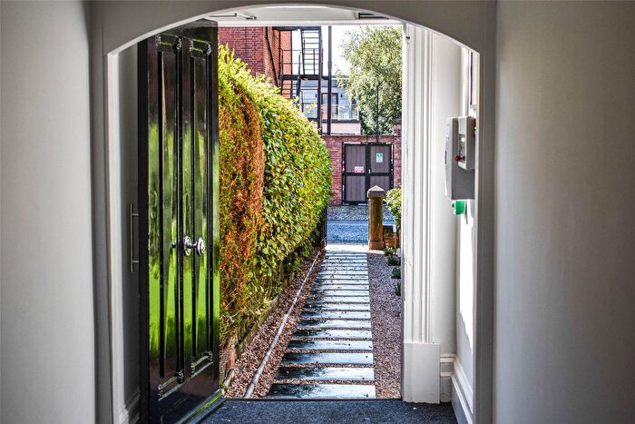 8 Bedroom Block Of Flats For Sale In West Cliff, Preston, PR1