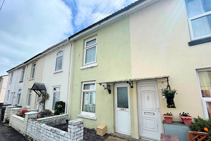 2 Bedroom Terraced House For Sale In Russell Street, Gosport, PO12