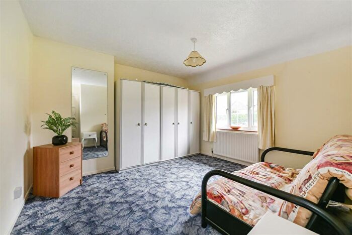 3 Bedroom Terraced House For Sale In Northside, Lavant, Chichester, PO18