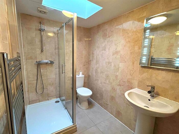 2 Bedroom Apartment To Rent In York Road, Edgbaston, Birmingham, B16