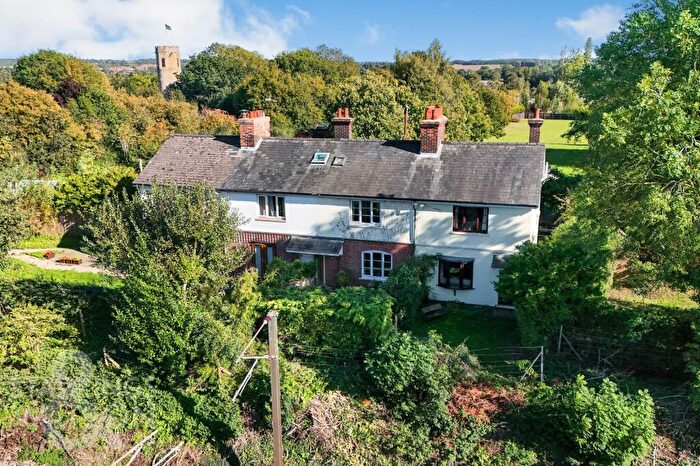 3 Bedroom Cottage For Sale In Station Cottages, Swainsthorpe, Norwich, NR14