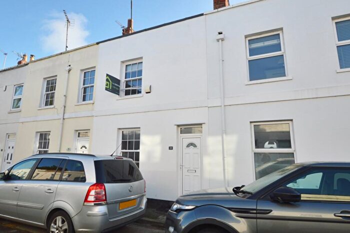 2 Bedroom Terraced House For Sale In Keynsham Street, Cheltenham, GL52