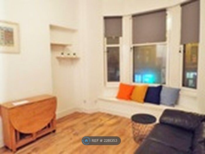 1 Bedroom Flat To Rent In Hathaway Lane, Glasgow, G20