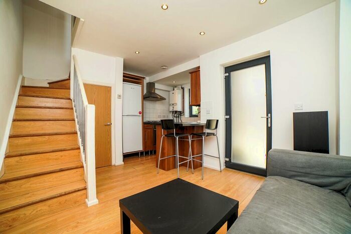 1 Bedroom Property To Rent In Coach House, Dalcross Street, CF24