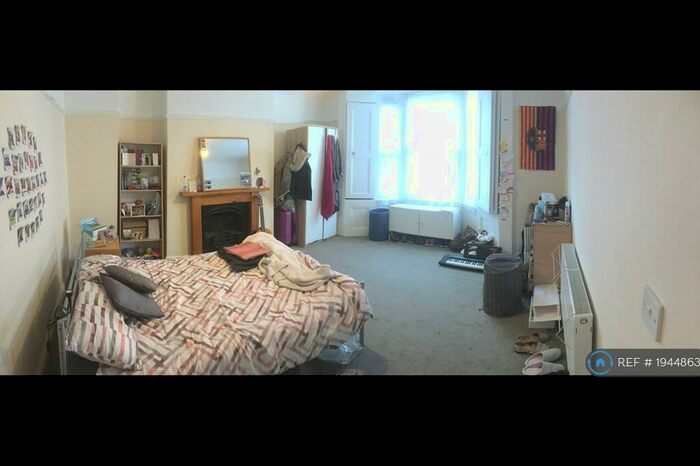 2 Bedroom Flat To Rent In Stroud Green Road, London, N4