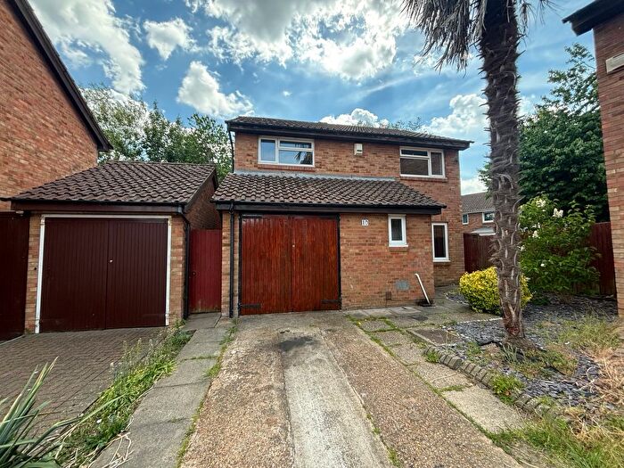 4 Bedroom Detached House To Rent In Wakefield Close, Neath Hill, Milton Keynes, MK14