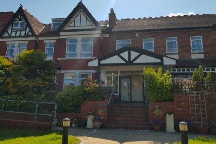 1 Bedroom Flat To Rent In - Leyland Road, Southport, PR9