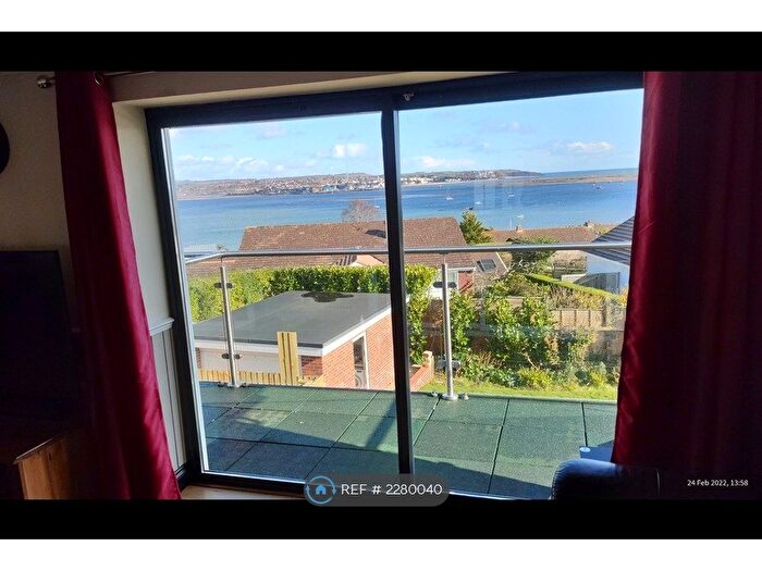 2 Bedroom Semi-Detached House To Rent In Cockwood, Cockwood, EX6