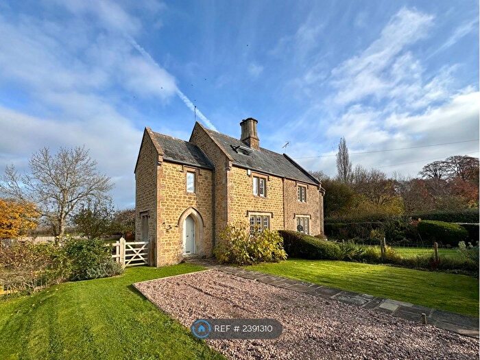 3 Bedroom Semi-Detached House To Rent In Wythgreen House, Coleshill, Swindon, SN6