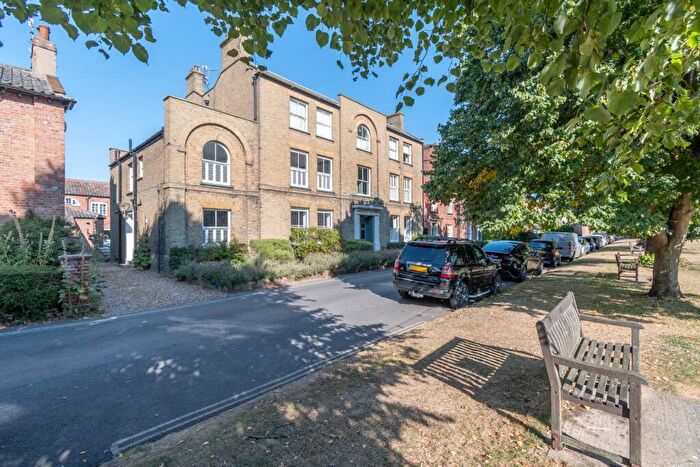 3 Bedroom Town House For Sale In The Buttlands, Wells-next-the-Sea, NR23