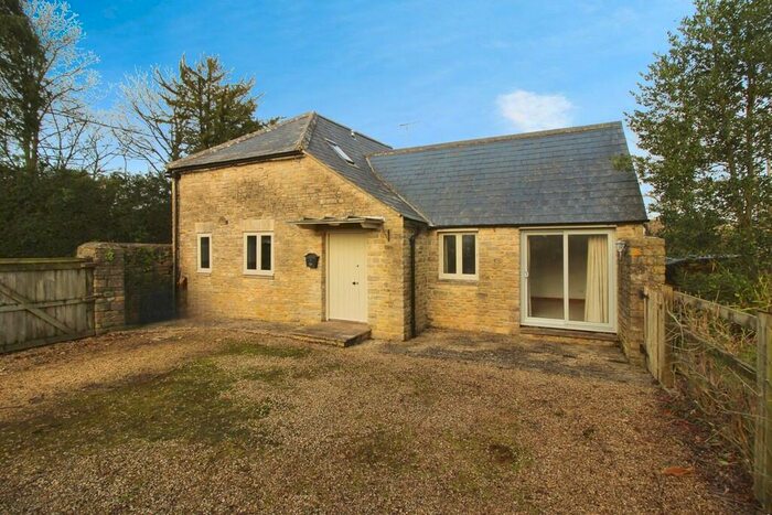 2 Bedroom Detached House To Rent In High Road, Ashton Keynes, Swindon, SN6