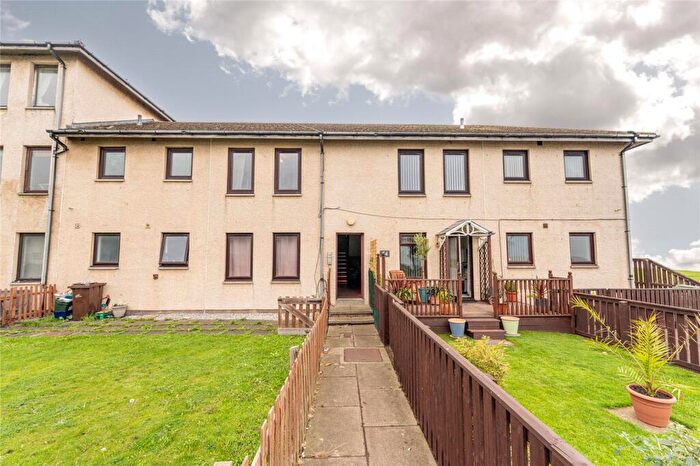2 Bedroom Flat For Sale In Fowlers Court, Prestonpans, East Lothian, EH32