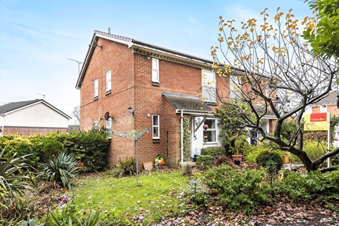 1 Bedroom Maisonette To Rent In Broomfield, Lightwater, GU18