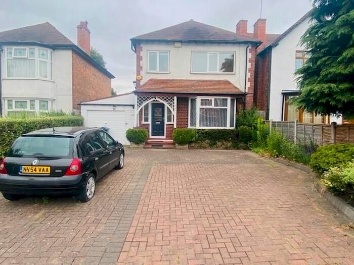 3 Bedroom Detached House To Rent In Chester Road, Birmingham, West Midlands, B73