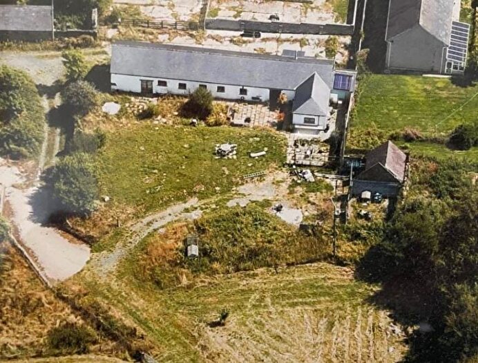 4 Bedroom Detached House For Sale In Nant Y Wennol, Pencader, SA39