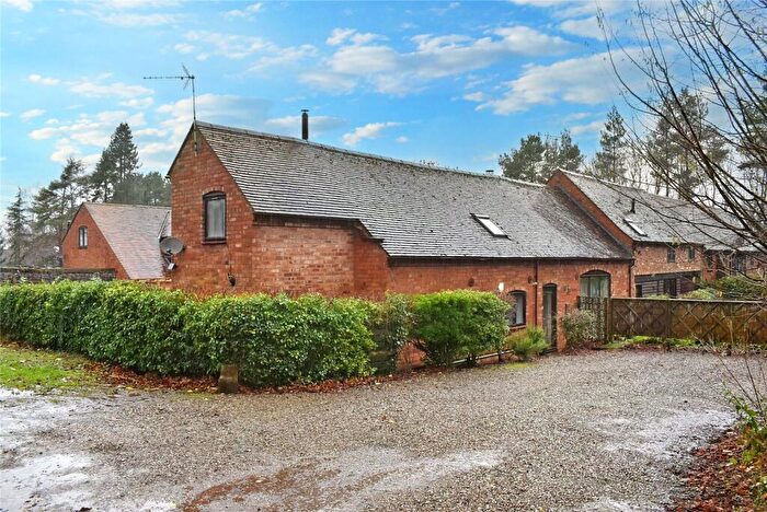 3 Bedroom Barn Conversion To Rent In Parsons Lane, Hartlebury, Kidderminster, Worcestershire, DY11