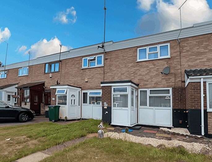 1 Bedroom Terraced House For Sale In Tompstone Road, West Bromwich, B71