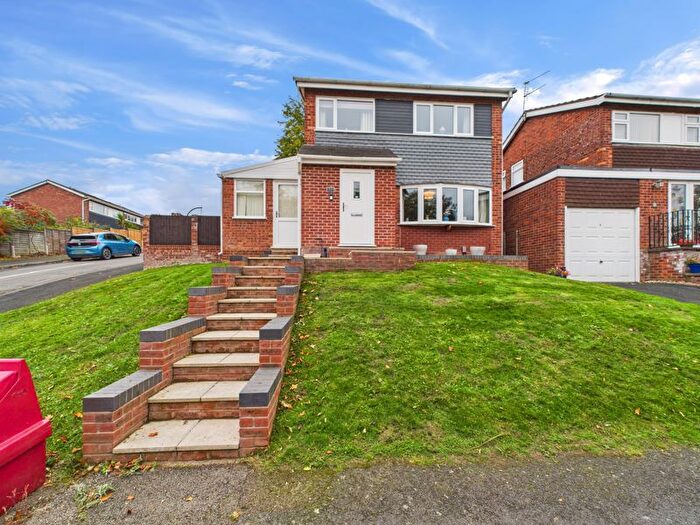 4 Bedroom Detached House For Sale In St. Michaels Close, Telford, TF7