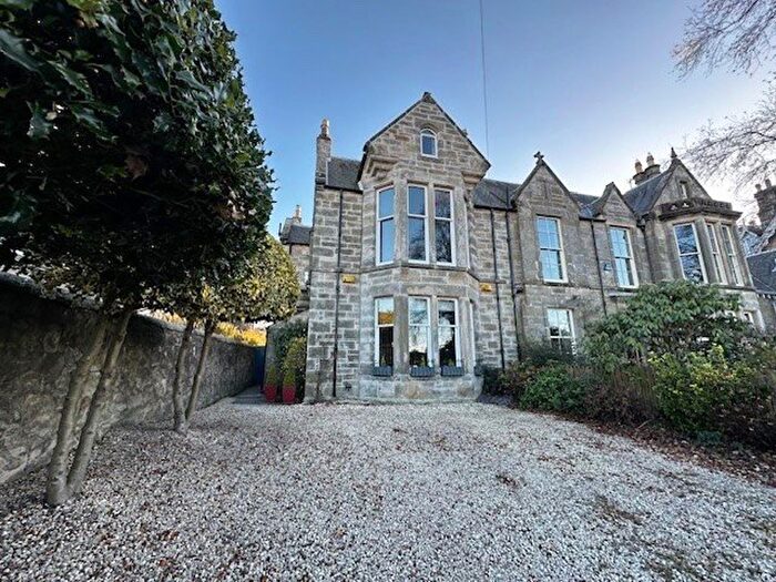 5 Bedroom Semi-Detached House To Rent In Kennedy Gardens, St Andrews, Fife, KY16