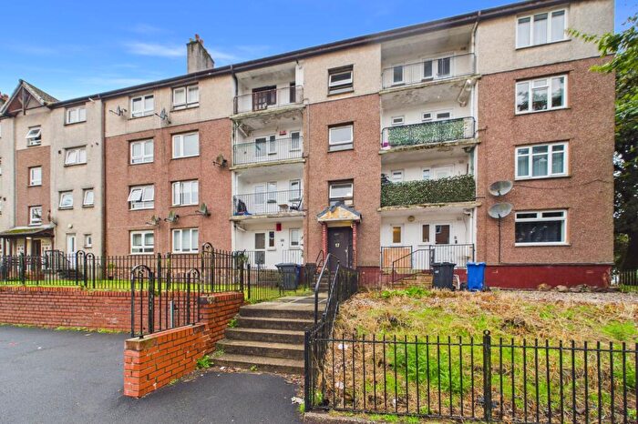 2 Bedroom Flat To Rent In Waulking Mill Road, Clydebank, G81