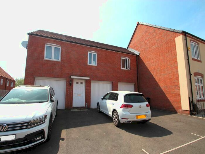 2 Bedroom Property To Rent In Lysaght Way, Newport, NP19