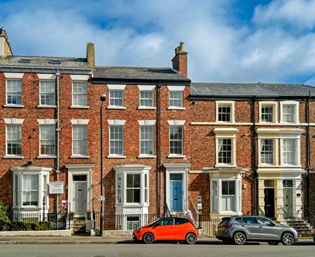 1 Bedroom Flat For Sale In Belle Vue Terrace, Whitby, YO21