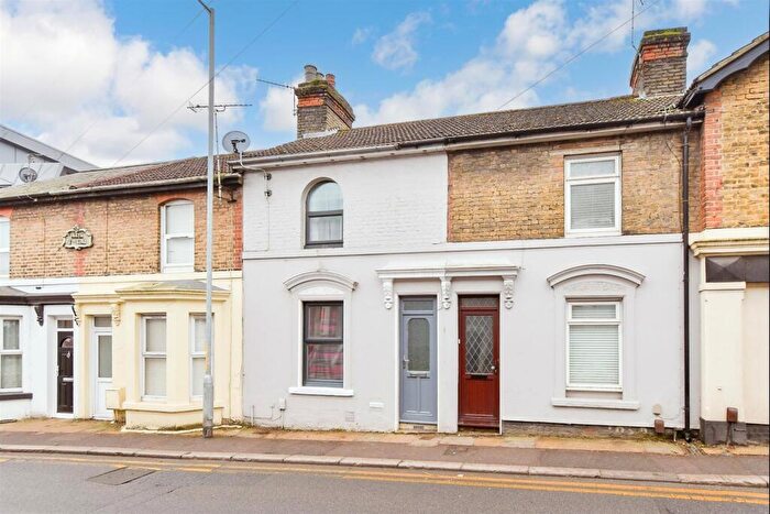 3 Bedroom Terraced House For Sale In Coombe Valley Road, Dover, Kent, CT17