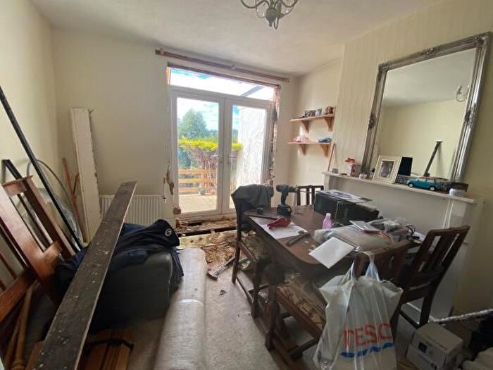 3 Bedroom Semi-detached House For Sale In Silverwood Avenue, Newton Abbot, Devon, TQ12
