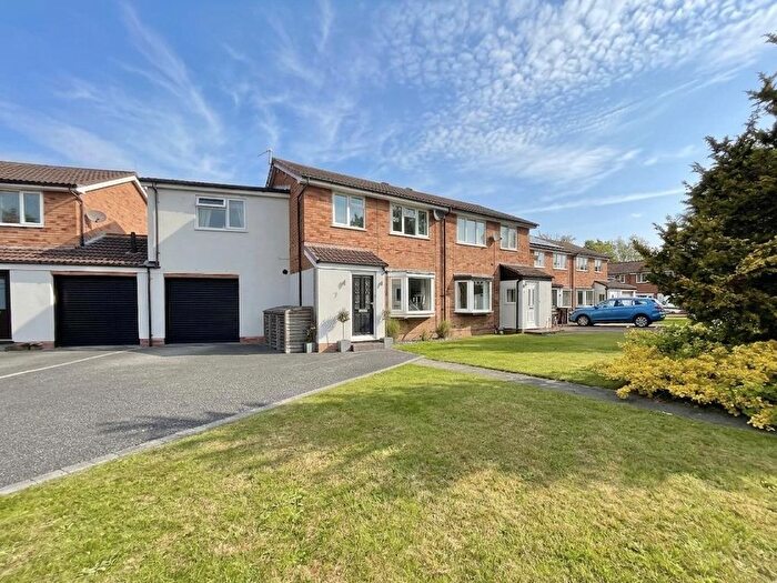 4 Bedroom Semi-Detached House For Sale In Heatherfield Court, Wilmslow, SK9