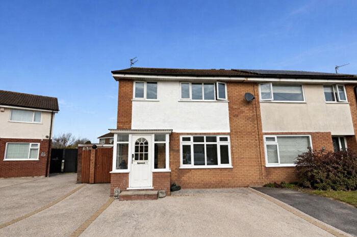 3 Bedroom Semi Detached House For Sale In Shore Green, Thornton, FY5