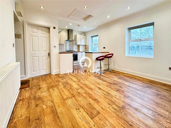 2 Bedroom Flat To Rent In Eltham High Street, London, SE9