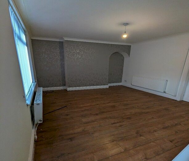 3 Bedroom Semi-Detached House To Rent In Church Street, Ferryhill, DL17