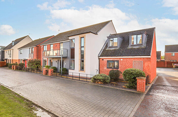 5 Bedroom Detached House For Sale In Hepburn Avenue, Greenside, Great Park, Newcastle Upon Tyne, NE13